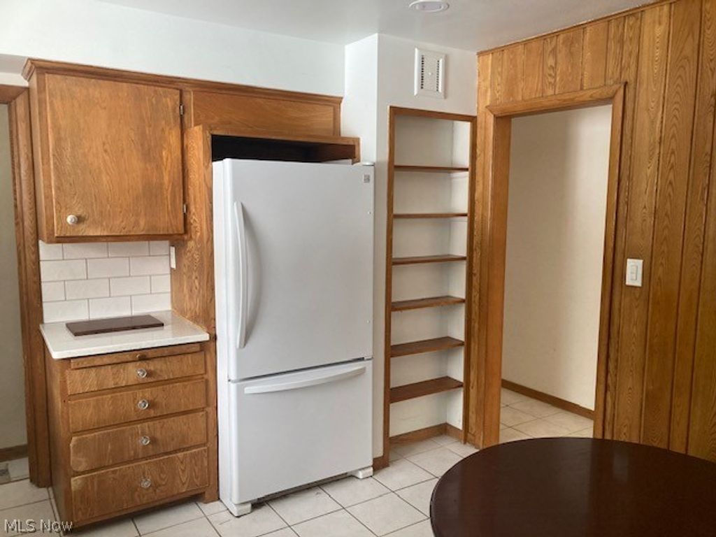 Photo of 10725 York Road, North Royalton, OH 44133 (MLS # 5185992)