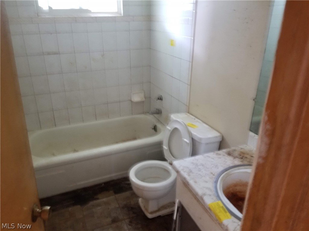 Margaret H Crobaughs Price Pr - Residential