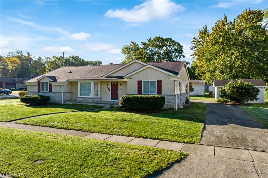 Tallmadge Woods 01 - Residential