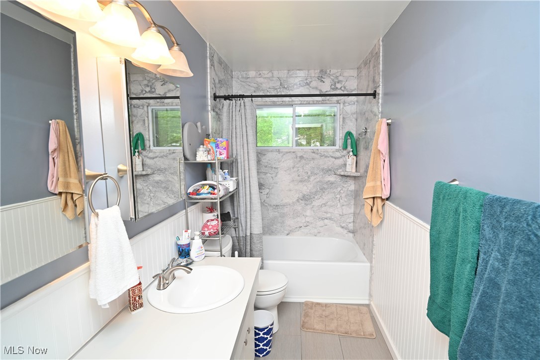 5642 Yorktown Lane, Austintown, Ohio image 17
