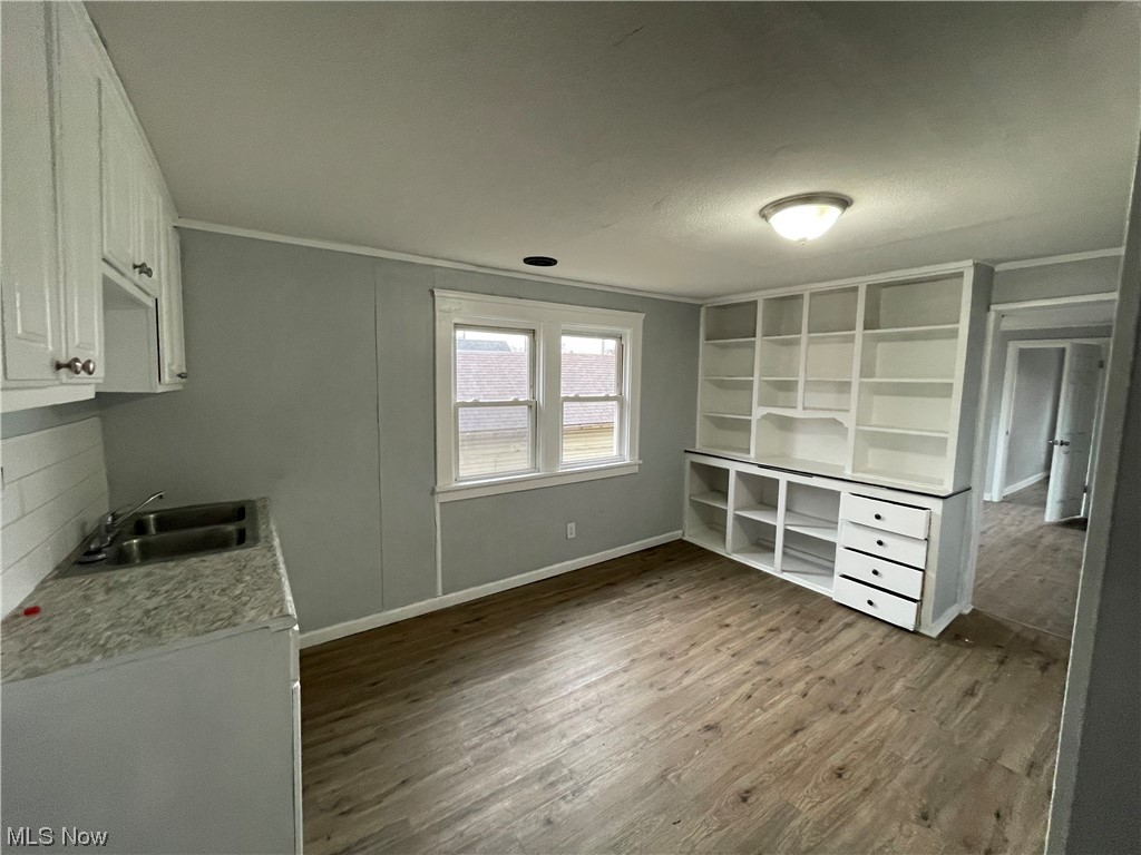 James M Hoyts - Residential Lease