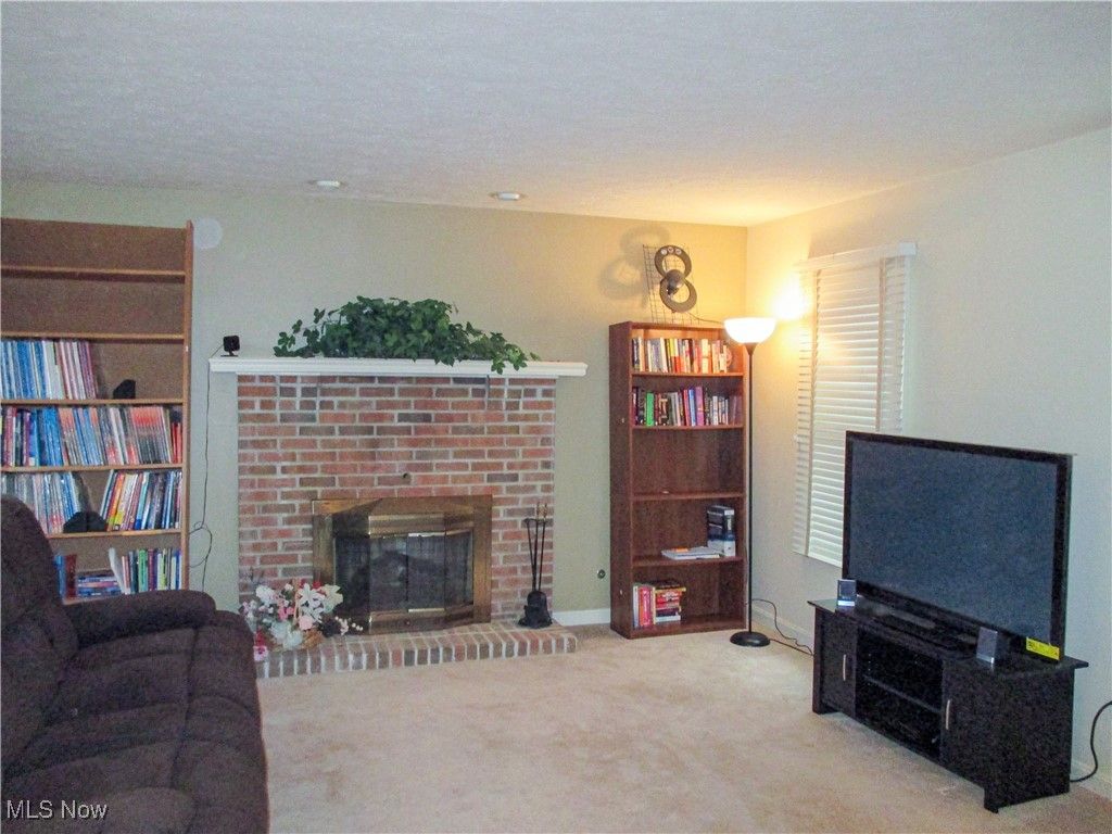 Photo of 1942 E 84th Street, Cleveland, OH 44106 (MLS # 5182077)