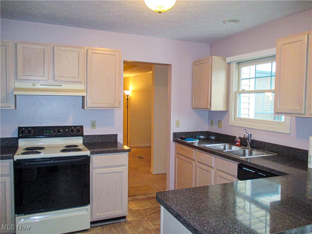 Beacon Place At Church Square - Residential Lease