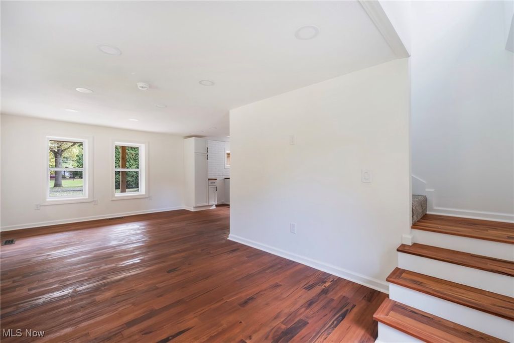 Photo of 5111 W Middletown Road, Canfield, OH 44406 (MLS # 5168676)