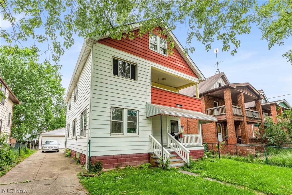 Photo of 3519 W 100th Street #1, Cleveland, OH 44111 (MLS # 5213602)