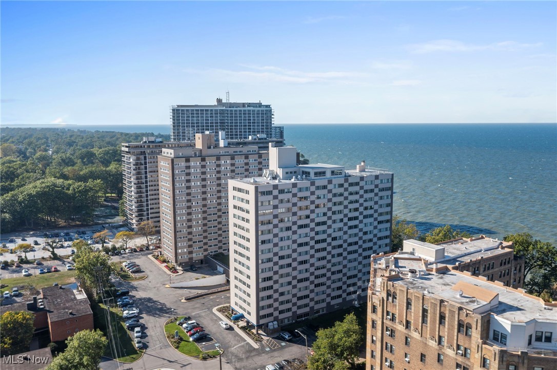 Marine Towers East Condo - Residential