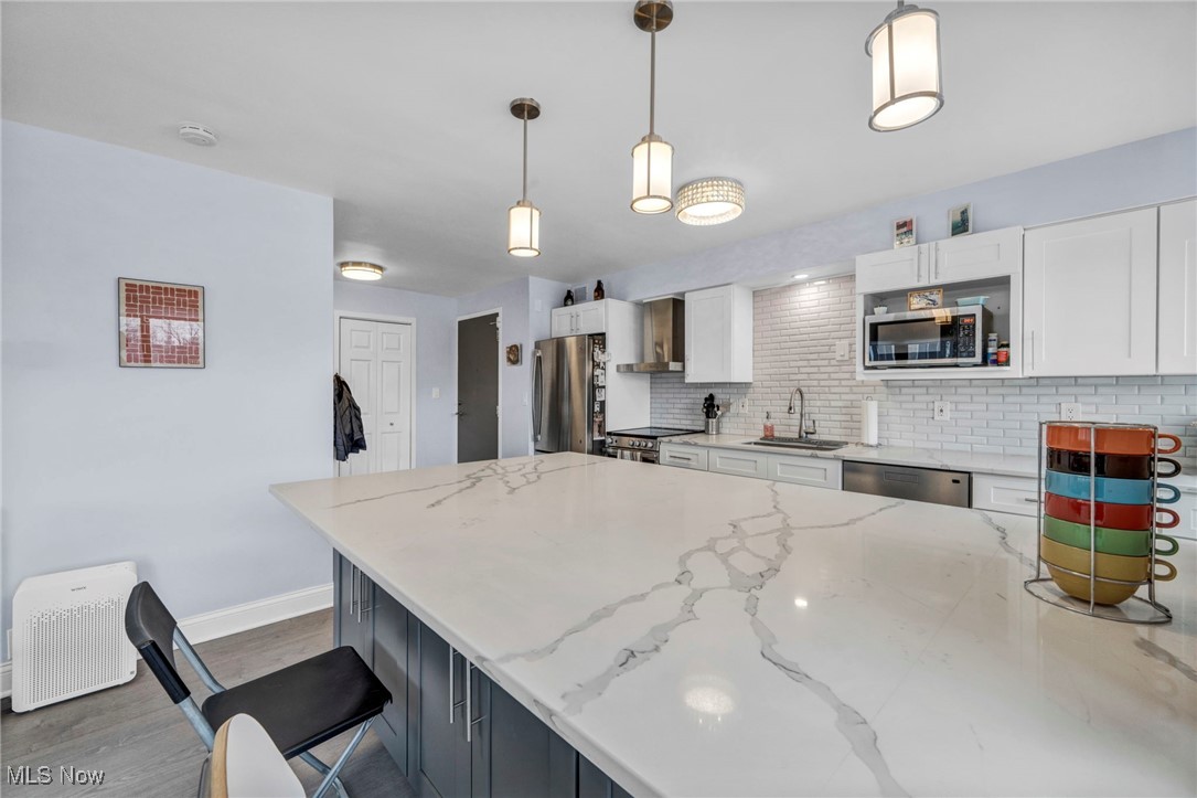 Marine Towers East Condo - Residential