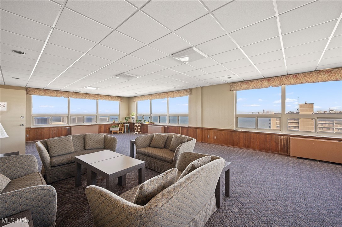 Marine Towers East Condo - Residential