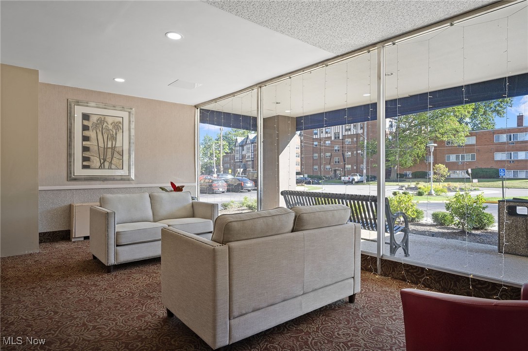 Marine Towers East Condo - Residential