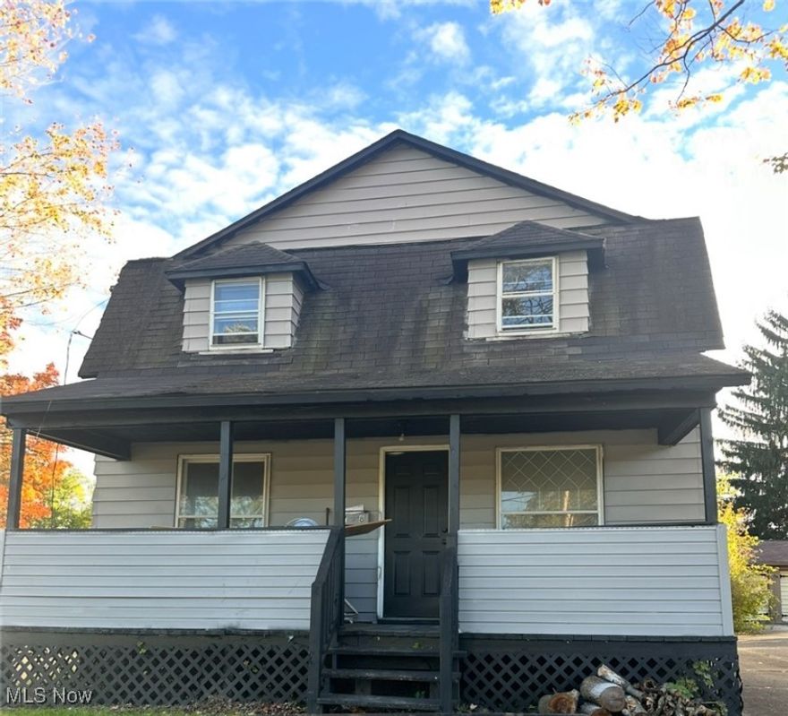 Attention investors and homebuyers: this four-bedroom, one-bathroom home in Struthers, Ohio is ready for its new owner. The seller is offering the property in "as-is" condition, with utilities currently turned off. Prospective buyers are responsible for conducting their own due diligence. Please note that the seller will make no repairs, will makes no warranties or guarantees. Schedule a showing at your earliest convenience.