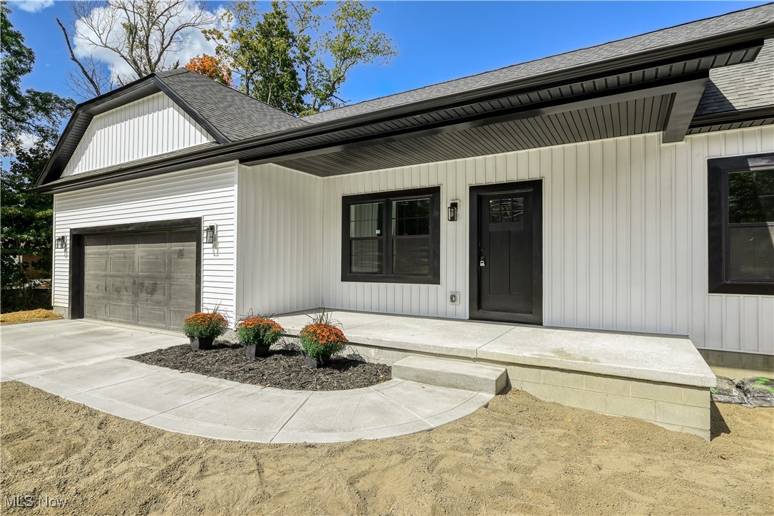 Munroe Falls, Ohio 44262, United States, 4 Bedrooms Bedrooms, ,3 BathroomsBathrooms,Residential,Active,212792