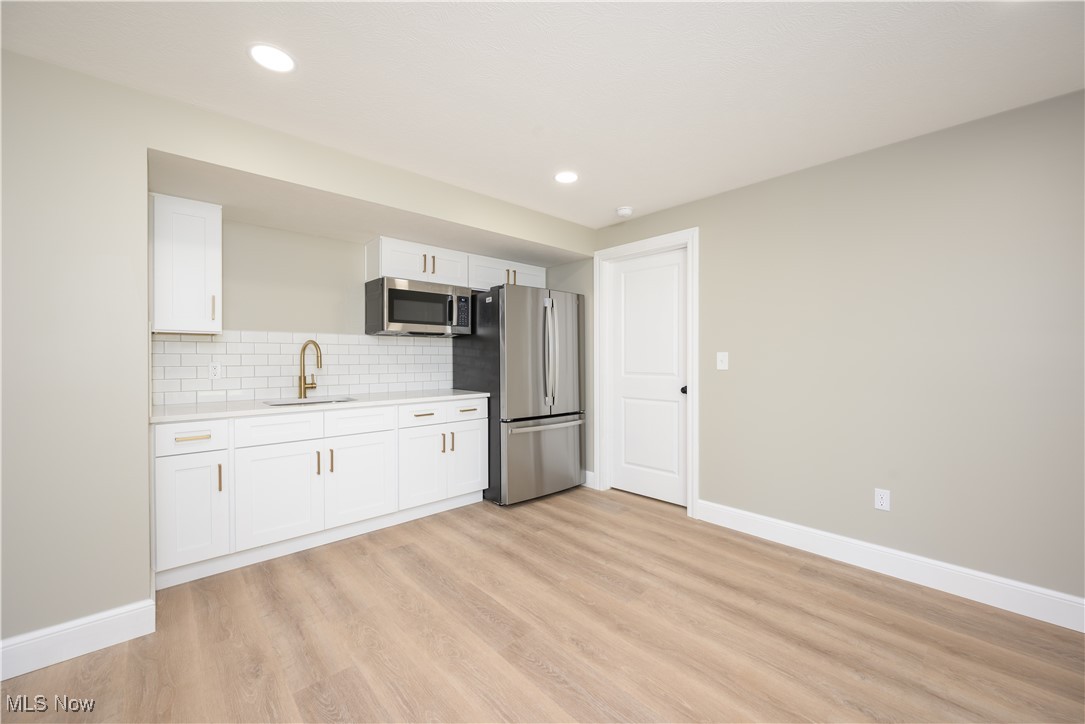 Munroe Falls, Ohio 44262, United States, 4 Bedrooms Bedrooms, ,3 BathroomsBathrooms,Residential,Active,212792