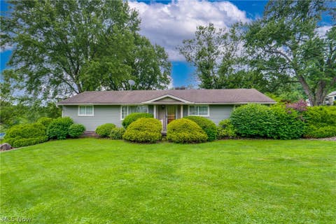 Homes For Sale - 12722 Lisbon Street<br/> Paris, OH 44669
