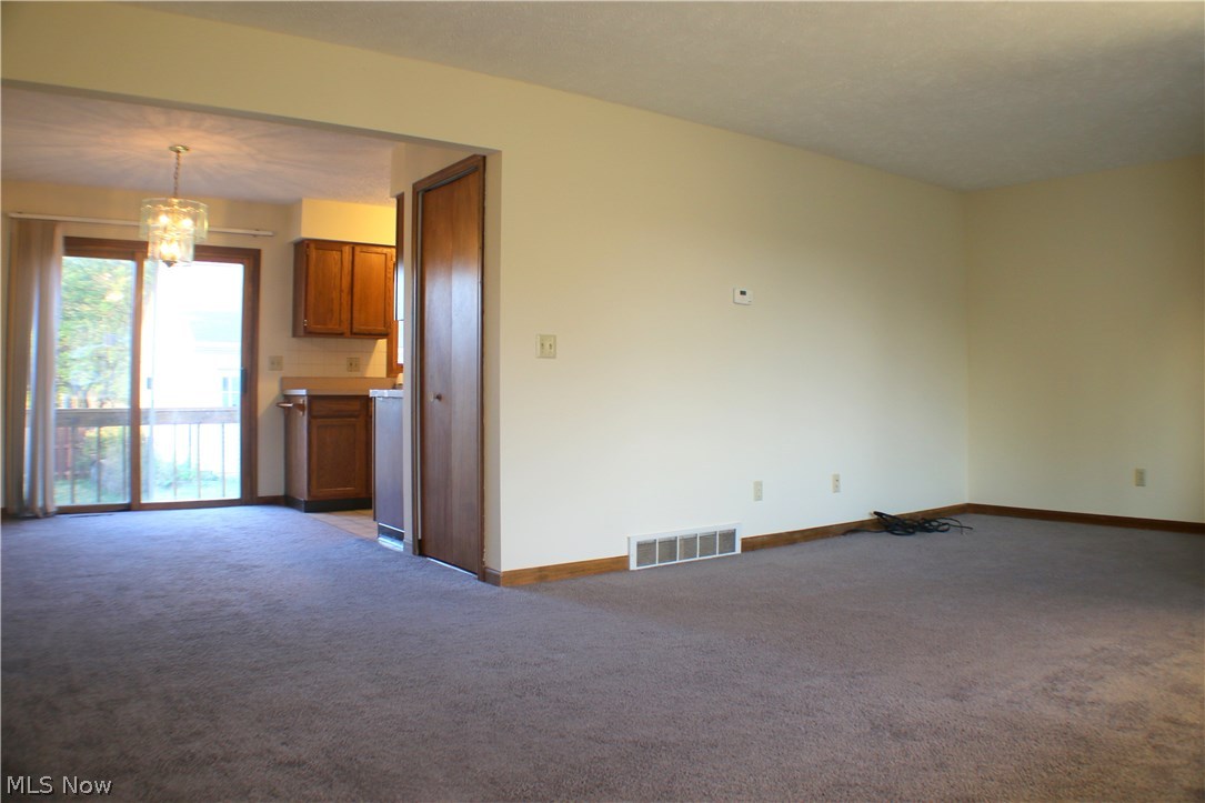 Globe Realty - Residential