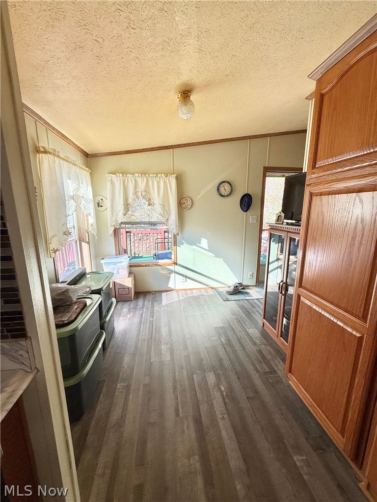 14980 Sprucevale Road 305