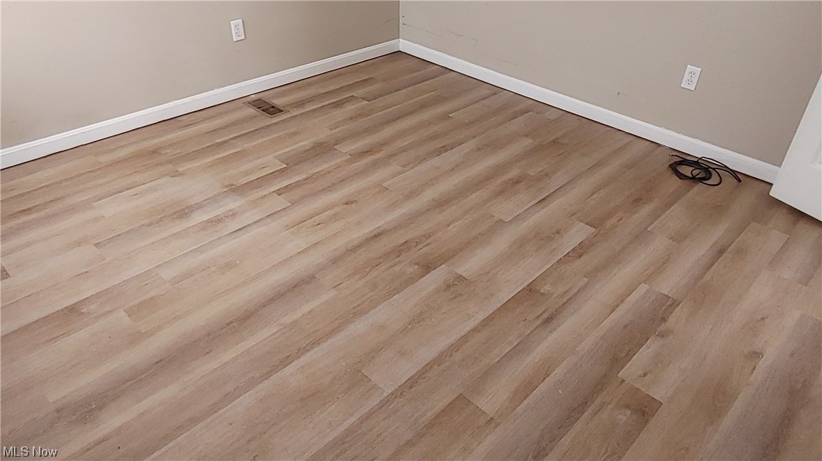 Voris - Residential Lease