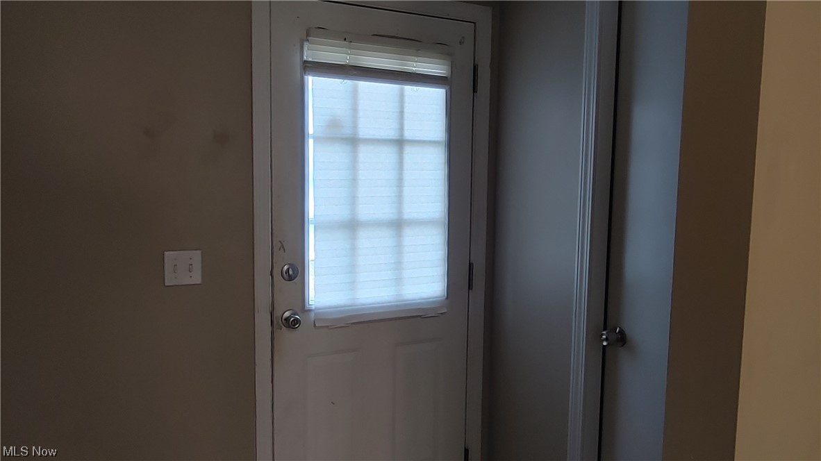 Voris - Residential Lease