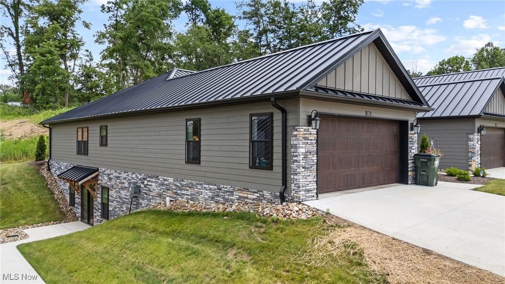 Photo of 1031 Sycamore Lane, Millersburg, OH 44654 (MLS # 5182103)