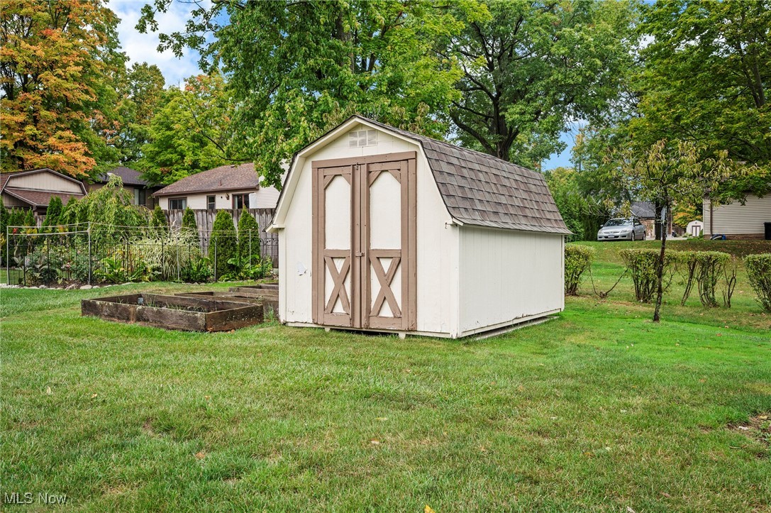 Royal State 03 - Residential