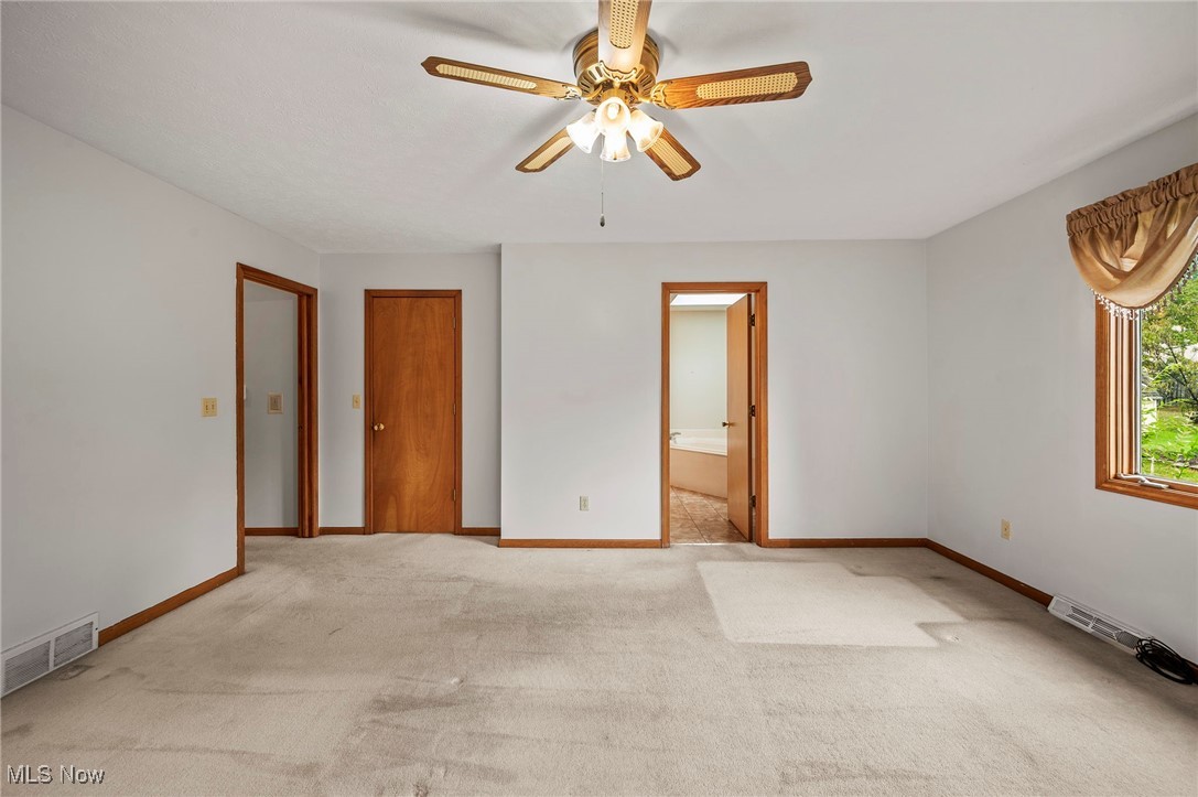 Royal State 03 - Residential