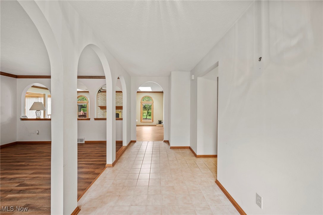 Royal State 03 - Residential