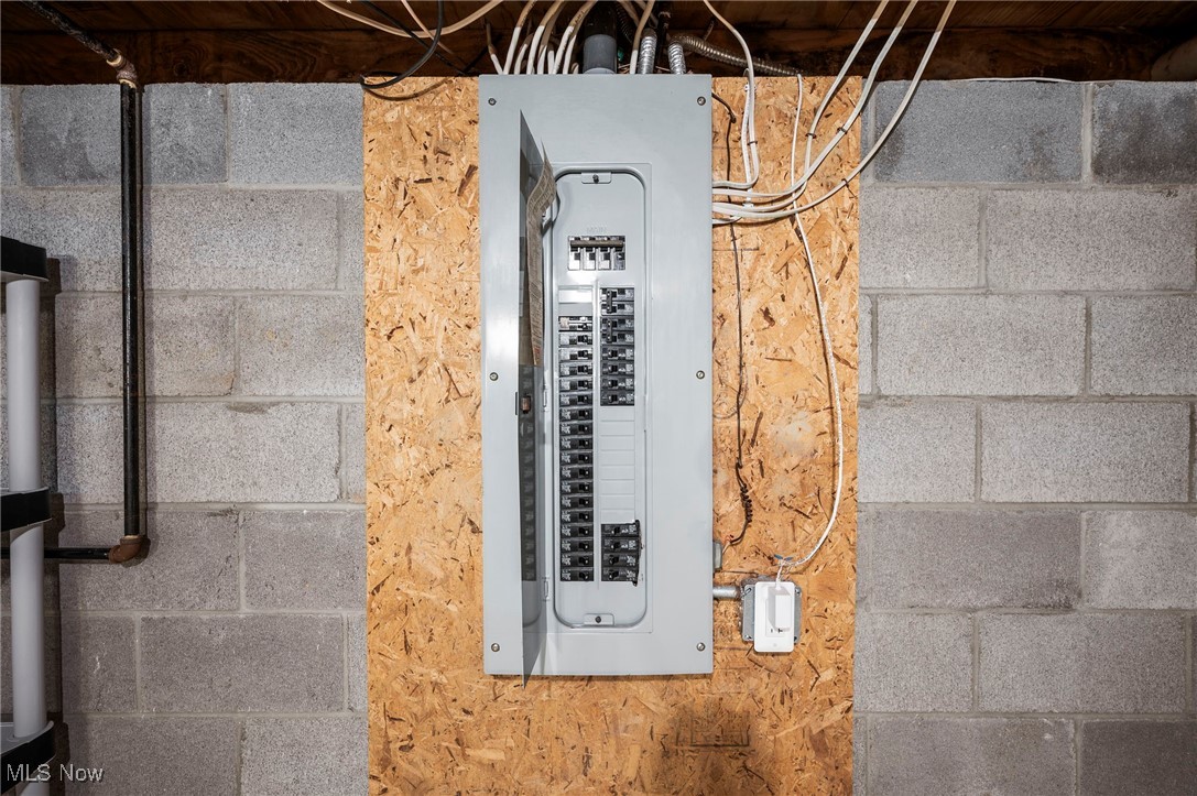 Royal State 03 - Residential