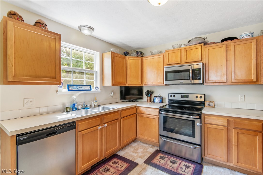 Hohmans Long Lake Channel - Residential