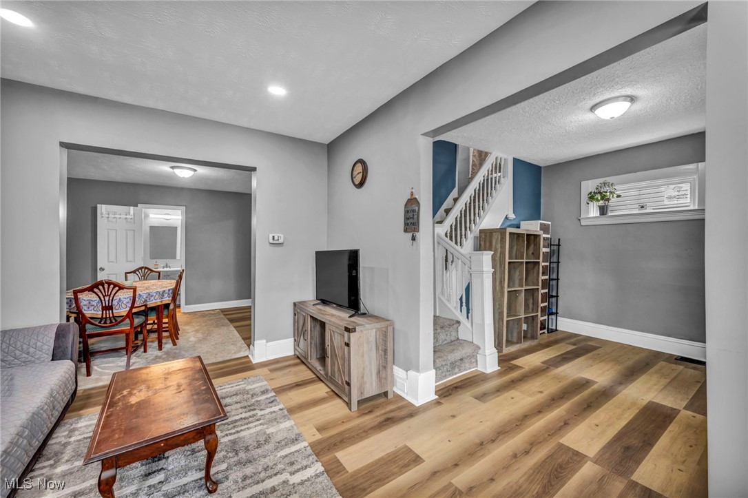 3146 W 90th Street, Cleveland, Ohio image 8