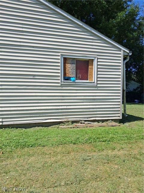 Tiny photo for 1815 14th Street SE, Canton, OH 44707 (MLS # 5239060)