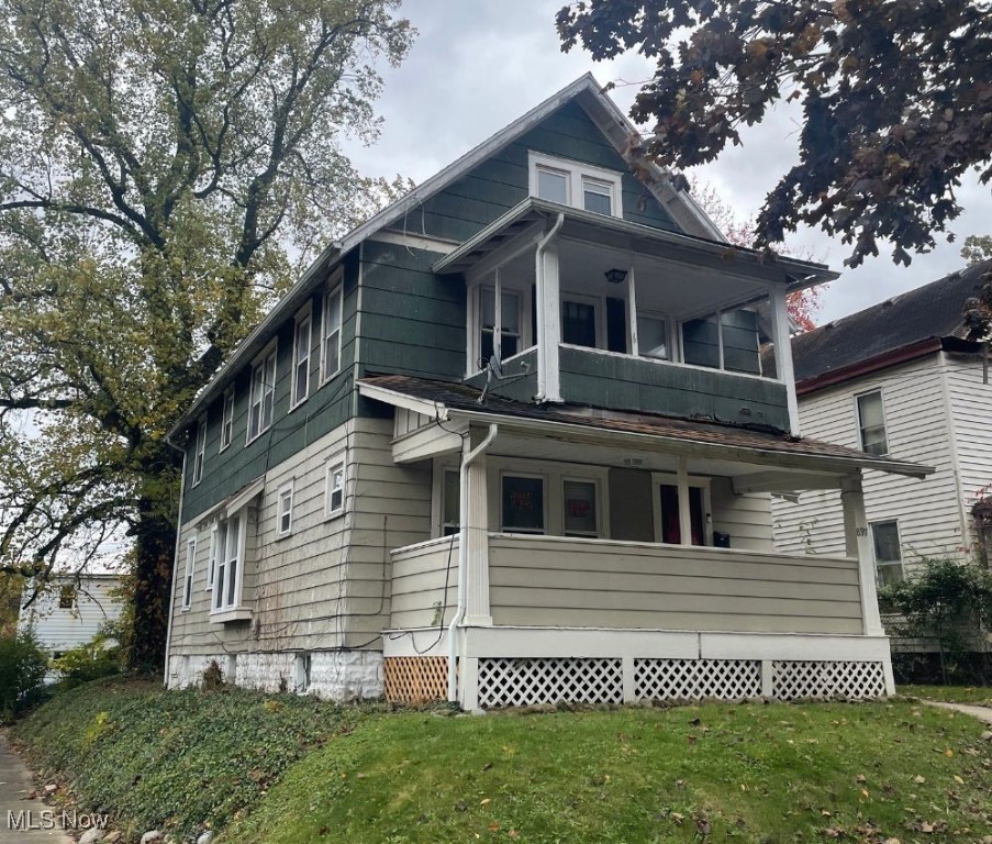 Great investment opportunity in Akron, Ohio! This fully occupied up-and-down duplex features two spacious 2-bedroom units. Unit 1 rents for $770 per month plus a $25 pet fee, and Unit 2 rents for $875 plus a $30 pet fee, providing strong income. Tenants pay their own gas and electric, while the owner covers water, sewer and trash. Strong rental income and minimal owner expenses make this a solid addition to your investment portfolio.