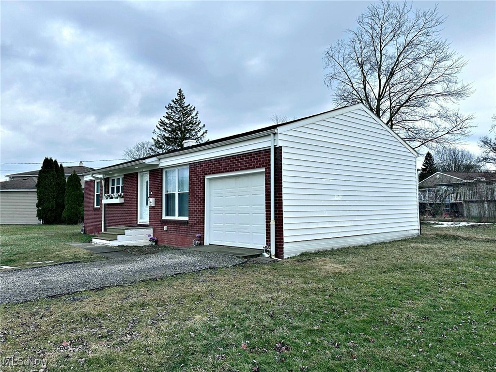 5609 Colgate Avenue, Austintown, Ohio image 19