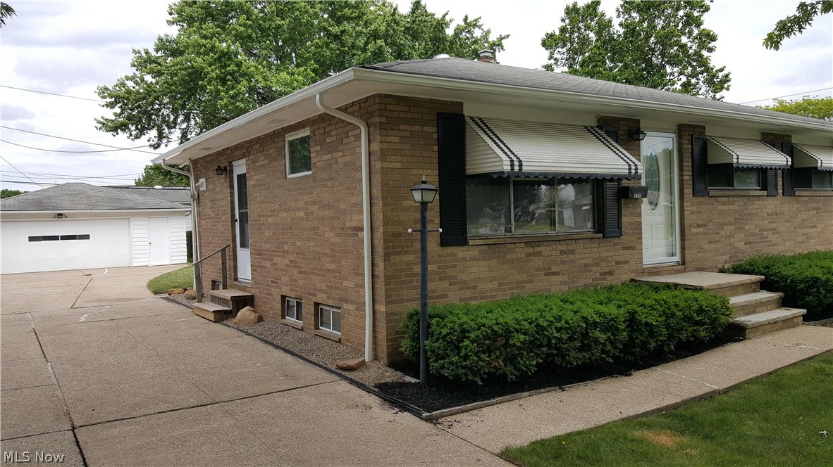 Frnhillhts - Residential