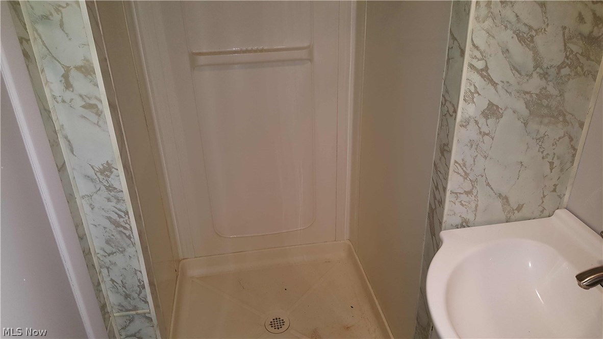 Frnhillhts - Residential