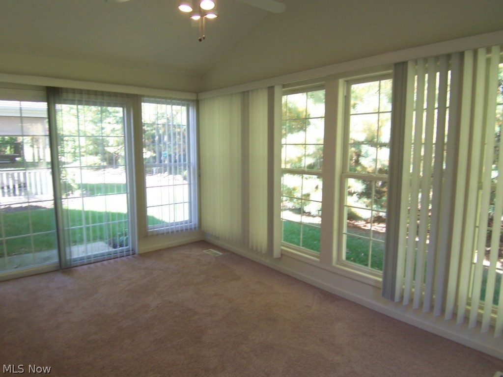 Woodbury Condo - Residential