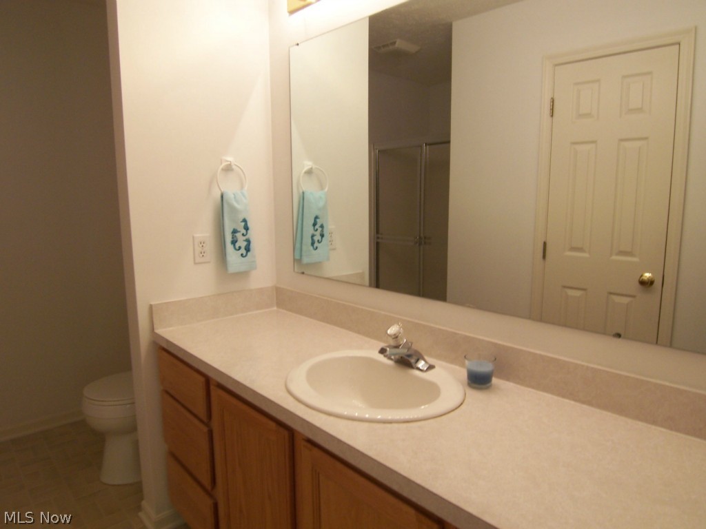 Woodbury Condo - Residential