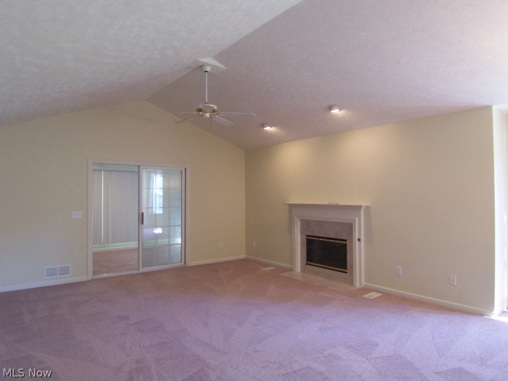 Woodbury Condo - Residential