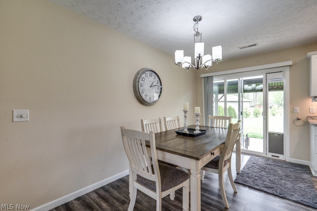 3283 Acuminata Drive