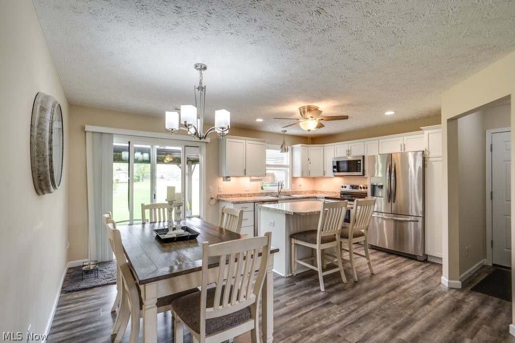 3283 Acuminata Drive