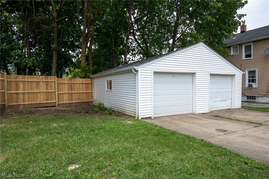 Hallie B Andersons - Residential