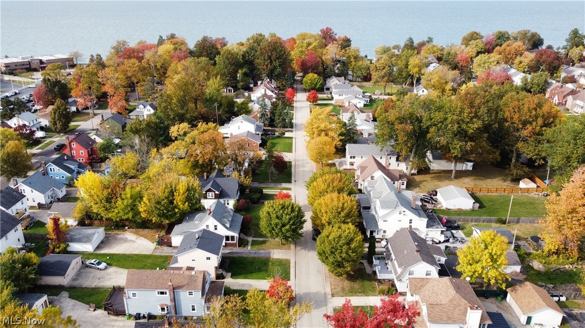 180 E 194th Street