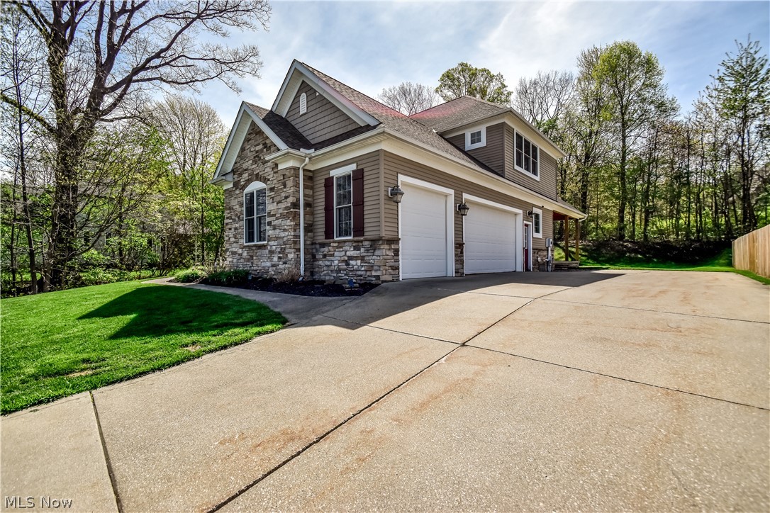 8075 Rainbow Drive
