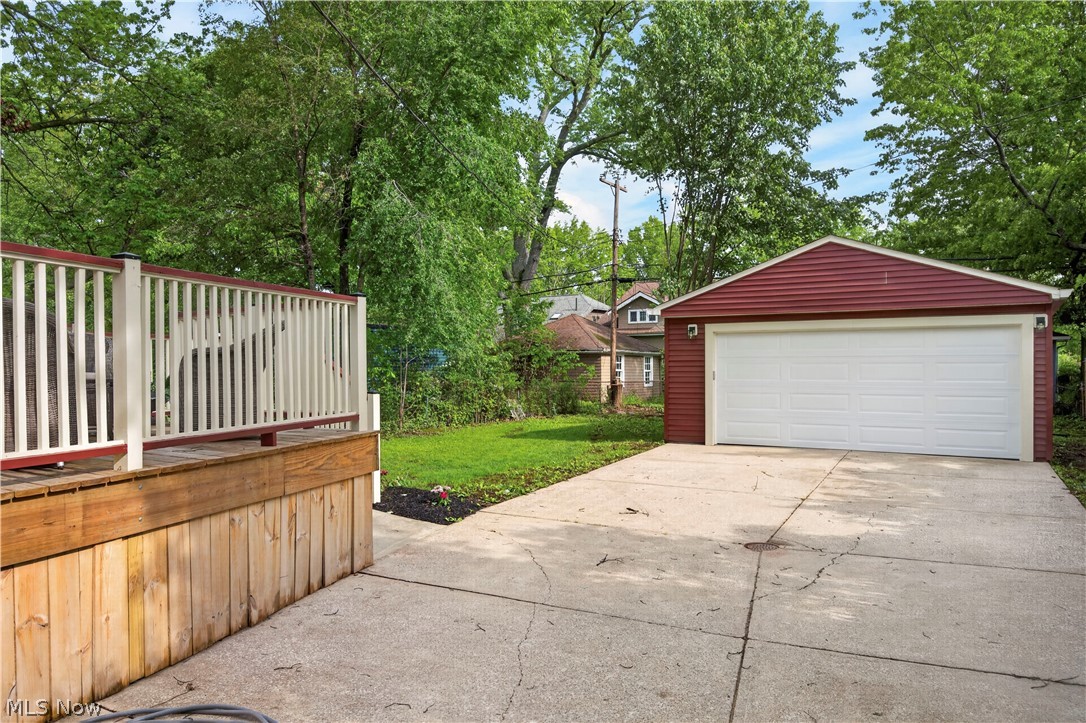 James J Hinde Realty Coventry - Residential