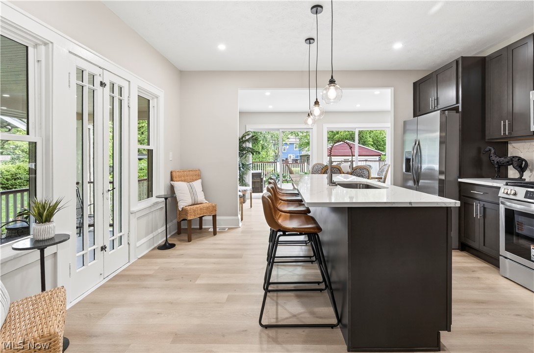 James J Hinde Realty Coventry - Residential