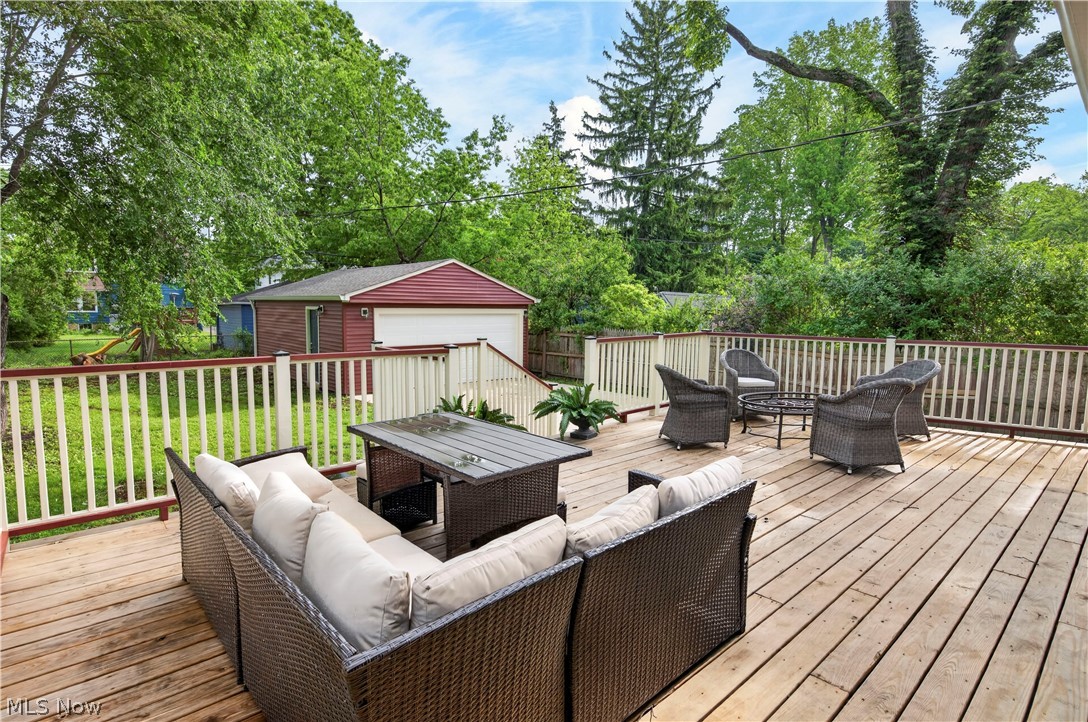 James J Hinde Realty Coventry - Residential