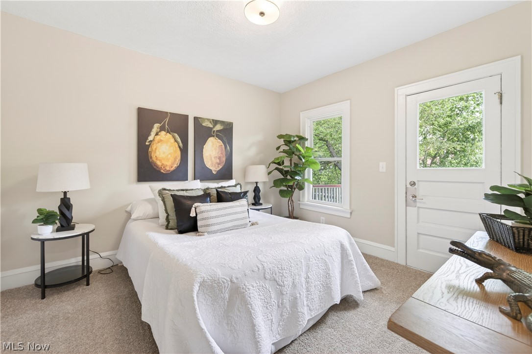 James J Hinde Realty Coventry - Residential