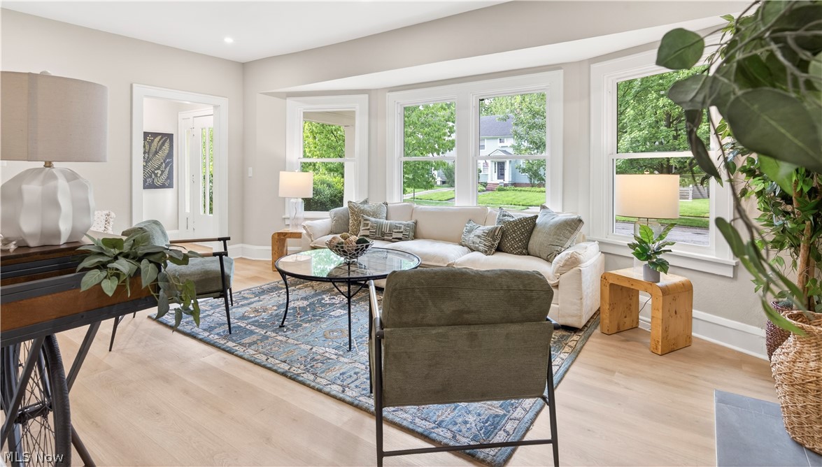 James J Hinde Realty Coventry - Residential