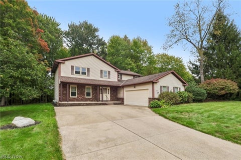 Photo for 32921 N Burr Oak Drive