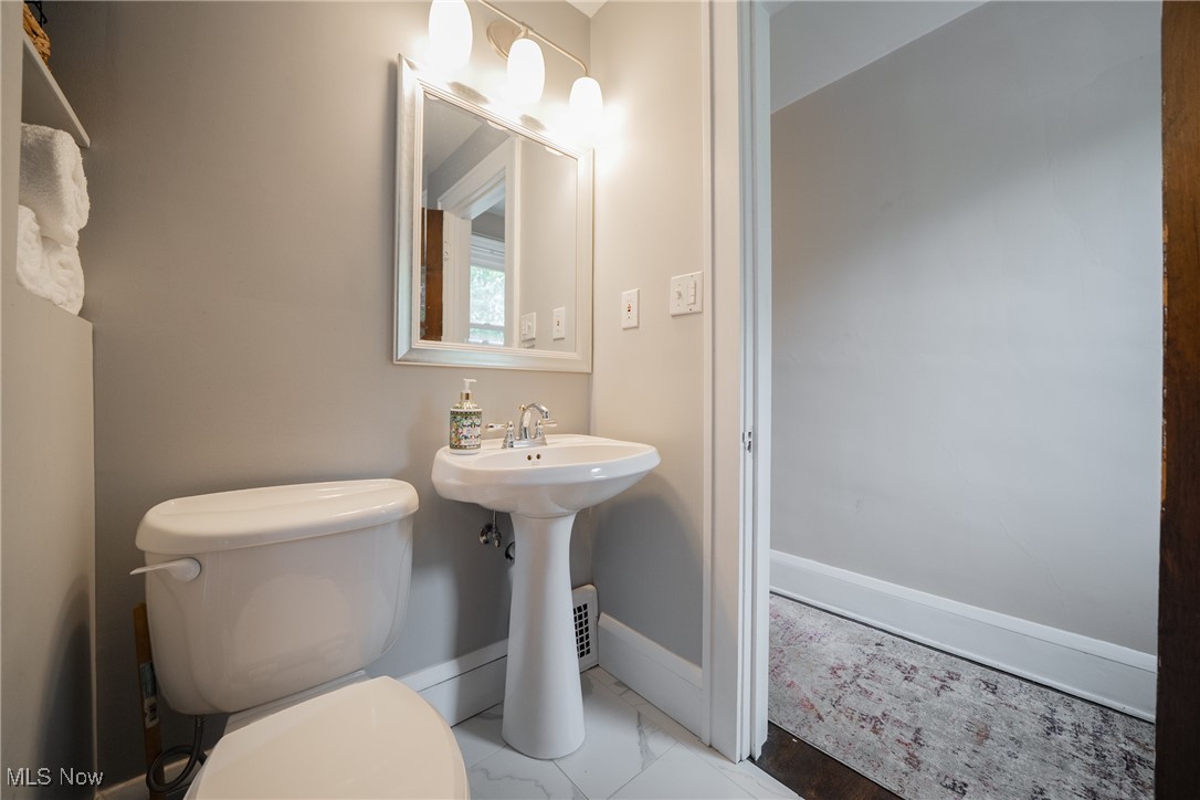 961 Oxford Road, Cleveland Heights, Ohio image 18