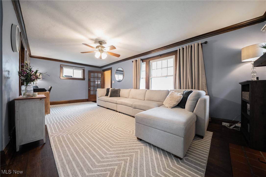 961 Oxford Road, Cleveland Heights, Ohio image 4