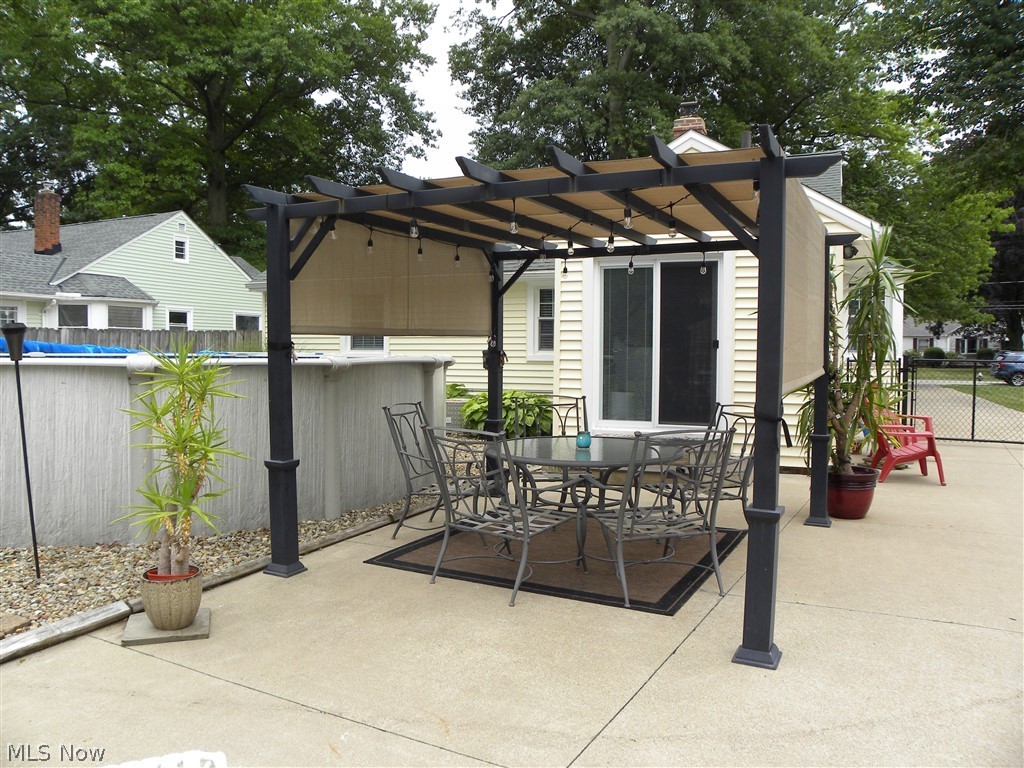 Clague Road Homes Cos - Residential